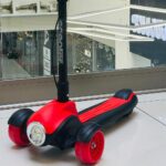 Складной детский самокат / Детские самокаты / Самокат со светодиодными фарами и музыкальным сопровождением / Детский складной самокат / Детский самокат / Трехколесный самокат — изображение 6