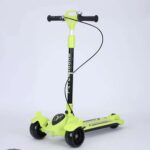 დაკეცვადი საბავშვო სკუტერი / საბავშვო სკუტერები  / სკუტერი LED განათებით და მუსიკის ჩასართავი ფუნქციით / საბავშვო სკუტერი დასაკეცი /  ბავშვთა სკუტერი / სამბორბლიანი სკუტერი  (სამაკატი, გორიალა, თვითგორია) - Image 8